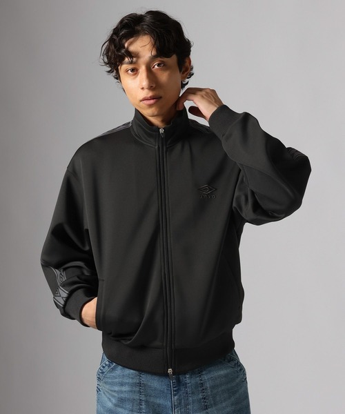 UMBRO(アンブロ)の「【UMBRO(アンブロ)】別注トラックジャケット(ブルゾン・メンズ・グレー/ブラック・MEDIUM/LARGE)」の12枚目の写真