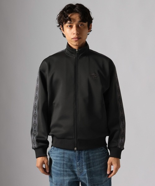 UMBRO(アンブロ)の「【UMBRO(アンブロ)】別注トラックジャケット(ブルゾン・メンズ・グレー/ブラック・MEDIUM/LARGE)」の19枚目の写真