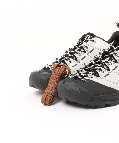 KEEN(キーン)の「KEEN/キーン JASPER NXIS RIDGE ネクシスリッジ 1033113(スニーカー・レディース・ホワイト・23.0cm/24.0cm/25.0cm/23.5cm/24.5cm)」の2枚目の写真