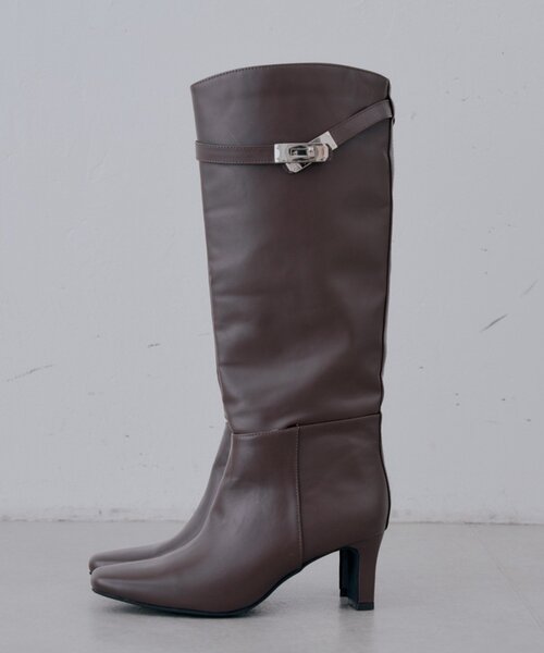Chico(チコ)の「【SALON by Chico】ベルト付きヒールロングブーツ(ブーツ・レディース・ブラウン/ブラック・LARGE/MEDIUM/SMALL)」の19枚目の写真