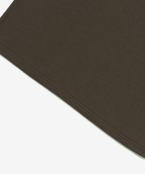 CARGOBROS FOR WOMAN(カーゴブロスフォーウィメン)の「ミニマルヴィンテージフラッグカーゴウーマン半袖Tシャツ(カーキ)(Tシャツ/カットソー・レディース・その他・MEDIUM/SMALL)」の3枚目の写真
