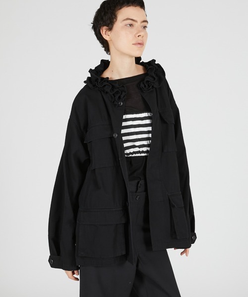 crinkle crinkle crinkle(クリンクルクリンクルクリンクル)の「【 crinkle crinkle crinkle 】 frill collar military jacket / フリルカラーミリタリージャケット(ミリタリージャケット・レディース・ブラック/カーキ・X-LARGE)」の3枚目の写真
