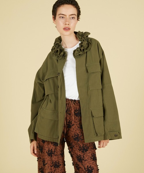 crinkle crinkle crinkle(クリンクルクリンクルクリンクル)の「【 crinkle crinkle crinkle 】 frill collar military jacket / フリルカラーミリタリージャケット(ミリタリージャケット・レディース・ブラック/カーキ・X-LARGE)」の11枚目の写真