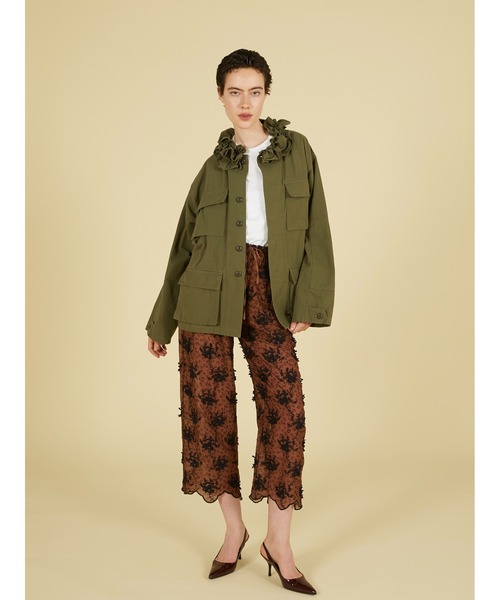 crinkle crinkle crinkle(クリンクルクリンクルクリンクル)の「【 crinkle crinkle crinkle 】 frill collar military jacket / フリルカラーミリタリージャケット(ミリタリージャケット・レディース・ブラック/カーキ・X-LARGE)」の4枚目の写真