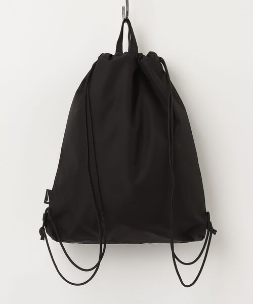 NIKE(ナイキ)の「【NIKE】ナイキ SS26 ドローストリング プールバッグ(バックパック/リュック・レディース・ブラック×ホワイト・FREE)」の2枚目の写真