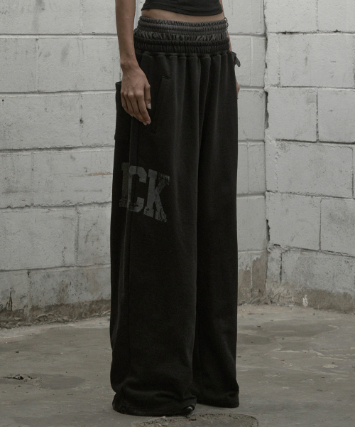 ROCKCAKE(ロックケーキ)の「RCK Layered Wide 2way Jogger - Black(スウェットパンツ・レディース・その他・X-SMALL/SMALL)」の2枚目の写真