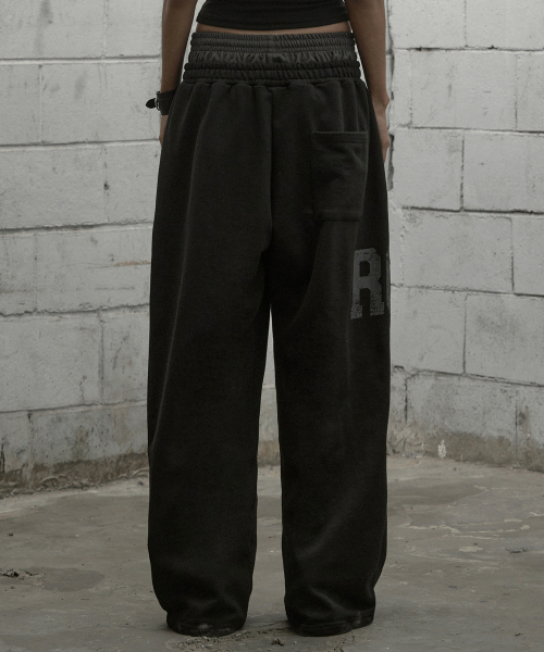ROCKCAKE(ロックケーキ)の「RCK Layered Wide 2way Jogger - Black(スウェットパンツ・レディース・その他・X-SMALL/SMALL)」の3枚目の写真
