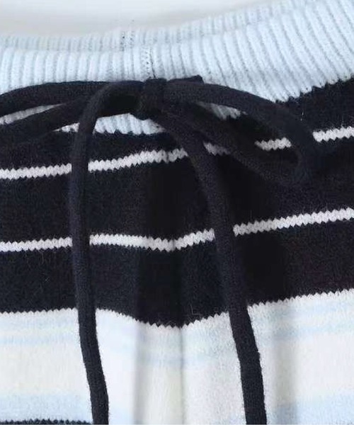 LA POMME petit(ラポミ・プチ)の「Striped Hooded Cardigan 2 Items Set Up/ボーダー柄フード付きカーディガン2点セット(セットアップ・レディース・ブラウン/ブルー・SMALL/MEDIUM)」の5枚目の写真