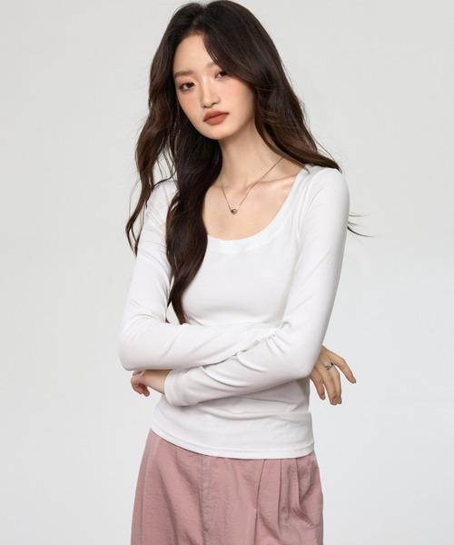 Bifrost(ビフレスト)の「おしゃれ U ネックカットソー(Tシャツ/カットソー・レディース・ボルドー/イエロー/ブラック/パープル/ホワイト/グレー・FREE)」の9枚目の写真
