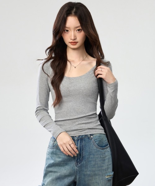 Bifrost(ビフレスト)の「おしゃれ U ネックカットソー(Tシャツ/カットソー・レディース・ボルドー/イエロー/ブラック/パープル/ホワイト/グレー・FREE)」の18枚目の写真