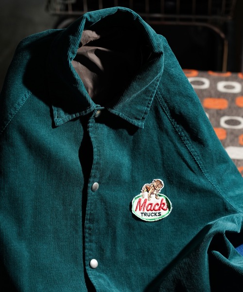 MACK TRUCKS(マックトラックス)の「MACK TRUCKS / マックトラックス CORDUROY COACHERS JACKET ロゴ刺繡コーデュロイ コーチジャケット(ブルゾン・メンズ・グリーン/ブラック/チャコールグレー/ブラウン・MEDIUM/LARGE)」の4枚目の写真