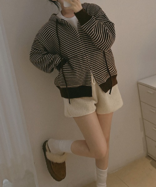 FLINEA(フリネア)の「ボーダー柄ニットカーディガン(カーディガン/ボレロ・レディース・ネイビー/レッド/ブラウン・FREE)」の9枚目の写真