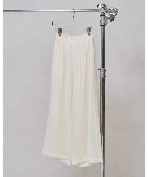 TODAYFUL（トゥデイフル）の「Easy Sheer Pants（その他パンツ・レディース・ブラック/キナリ・36inch/38inch）」の5枚目の写真