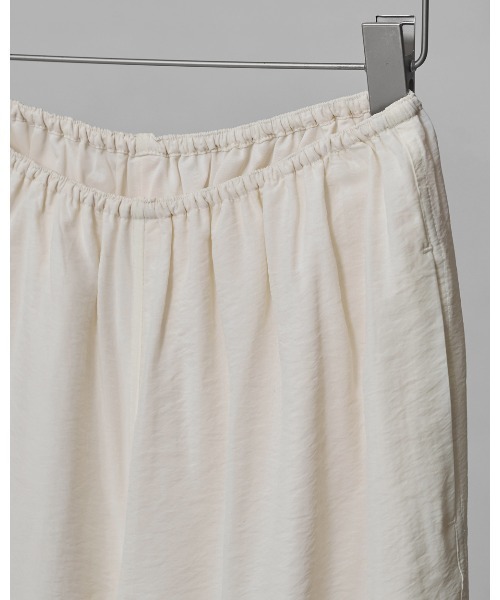 TODAYFUL（トゥデイフル）の「Easy Sheer Pants（その他パンツ・レディース・ブラック/キナリ・36inch/38inch）」の6枚目の写真