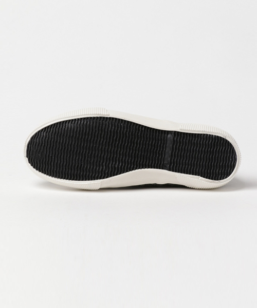 One Mile（ワンマイル）の「レースアップスニーカー (OM-722)（スニーカー・レディース・グレー/ホワイト×ブラック/ネイビー・22.5cm/24.0cm/23.0cm/24.5cm/23.5cm）」の5枚目の写真