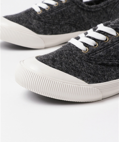 One Mile（ワンマイル）の「レースアップスニーカー (OM-722)（スニーカー・レディース・グレー/ホワイト×ブラック/ネイビー・22.5cm/24.0cm/23.0cm/24.5cm/23.5cm）」の7枚目の写真