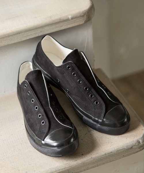 GLOBAL WORK(グローバルワーク)の「フェイクスエード2WAYスニーカー/768931(スニーカー・メンズ・ライトブルー/ブラック/ホワイト・LARGE/MEDIUM/SMALL)」の2枚目の写真