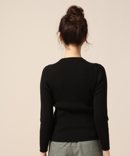 LOWRYS FARM（ローリーズファーム）の「スーピマクルーネックプルオーバー　777991 （ニット/セーター・レディース・ブラック/ライラック/オフホワイト/イエロー/ライム/グレー・MEDIUM/LARGE）」の9枚目の写真