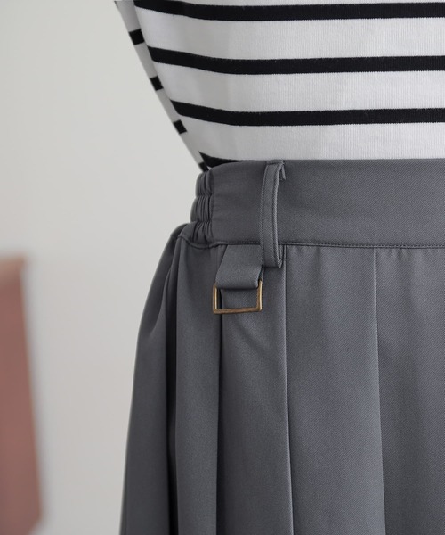 osharewalker（オシャレウォーカー）の「『サス付きプリーツスカート』（スカート・レディース・グリーン/グレー/ブラック/レッド/ベージュ/ライトグレー・FREE）」の19枚目の写真