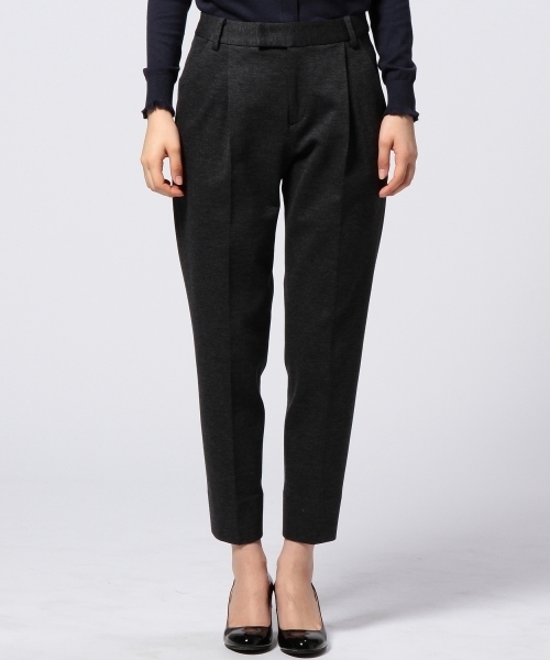 UNITED ARROWS(ユナイテッドアローズ)の「UAB A/N/R PONTE タック パンツ②◇(その他パンツ・レディース・グレー/ブラック・40/36/38/34)」の4枚目の写真