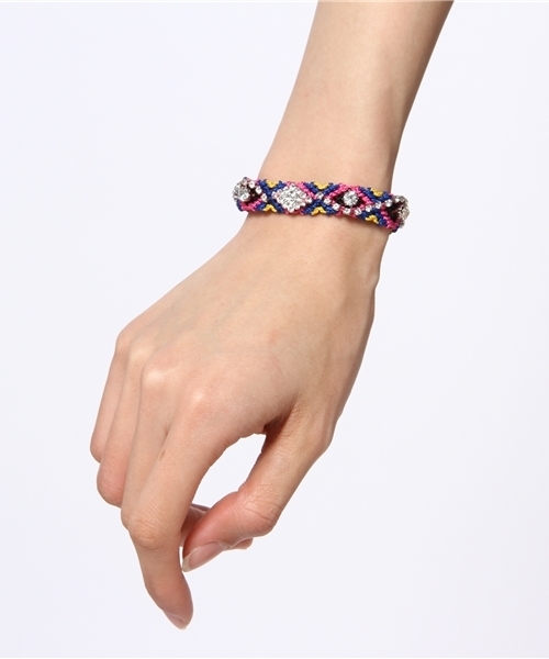 BEAUTY&YOUTH UNITED ARROWS（ビューティーアンドユースユナイテッドアローズ）の「BYSF ミサンガビジューブレスレット（ブレスレット・レディース・ホワイト/ピンク・フリー）」の6枚目の写真