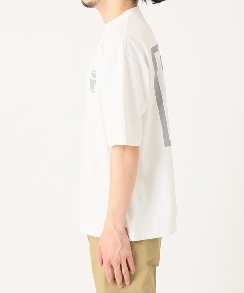 FILA（フィラ）の「FILA / フィラ 別注 ロゴ プリント Tシャツ（Tシャツ/カットソー・メンズ・ホワイト/ブルー/ブラック・X-LARGE/LARGE/MEDIUM）」の5枚目の写真
