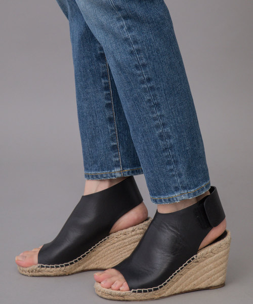 Munich(ミューニック)の「【Munich定番】スラウチテーパードデニムパンツ(デニムパンツ・レディース・インディゴブルー・S/M/XS/XXS)」の7枚目の写真