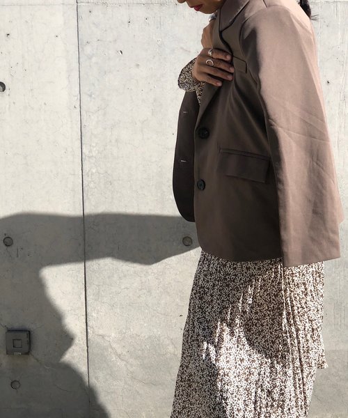 PARKS TOKYO SELECT(パークストウキョウセレクト)の「クルーネックプリーツワンピース(ワンピース・レディース・ブラック/ネイビー/アイボリー/キャメル・FREE)」の17枚目の写真