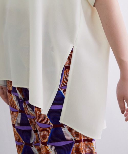 ADAM ET ROPE'（アダムエロペ）の「エステルツイルドルマンブラウス（シャツ/ブラウス・レディース・グリーン/ダークブラウン/ピンク/ホワイト・FREE）」の22枚目の写真