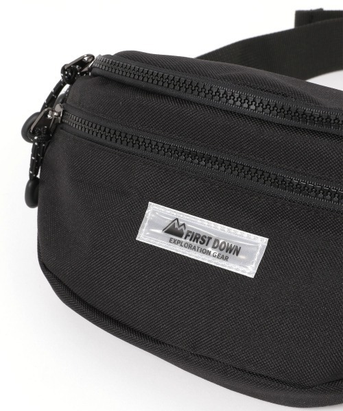 PAGEBOY（ページボーイ）の「FIRSTDOWNボディバッグ（ボディバッグ/ウエストポーチ・レディース・ブラック/パープル/ゼブラ・FREE）」の6枚目の写真