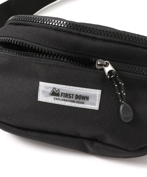 PAGEBOY（ページボーイ）の「FIRSTDOWNボディバッグ（ボディバッグ/ウエストポーチ・レディース・ブラック/パープル/ゼブラ・FREE）」の9枚目の写真