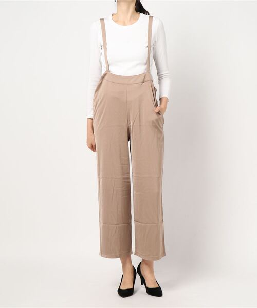 STYLEBLOCK(スタイルブロック)の「サロペットマットサテンパンツ(サロペット/オーバーオール・レディース・ブラック/パープル/グレイッシュベージュ/モカ・M)」の8枚目の写真