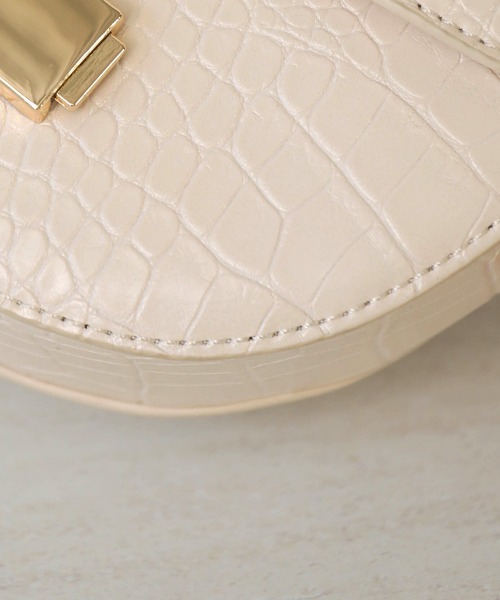 Bou Jeloud(ブージュルード)の「コンパクトミニショルダーバッグ(ショルダーバッグ・レディース・ブラック/ラベンダー/ホワイト系その他・FREE)」の6枚目の写真