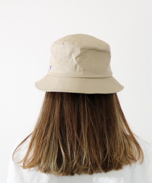 Champion（チャンピオン）の「Champion/チャンピオン　スクリプトロゴバケットハット（ハット・メンズ・ホワイト/ブラック/ベージュ・FREE）」の6枚目の写真