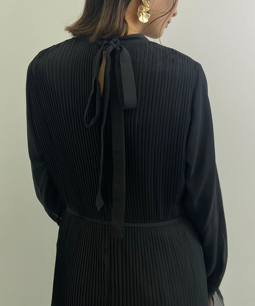 earth music&ecology（アースミュージックアンドエコロジー）の「2WAYリボン消しプリーツワンピース　＊（ワンピース・レディース・ブラック/ラベンダー/ドット/ブラック系その他5・FREE）」の11枚目の写真