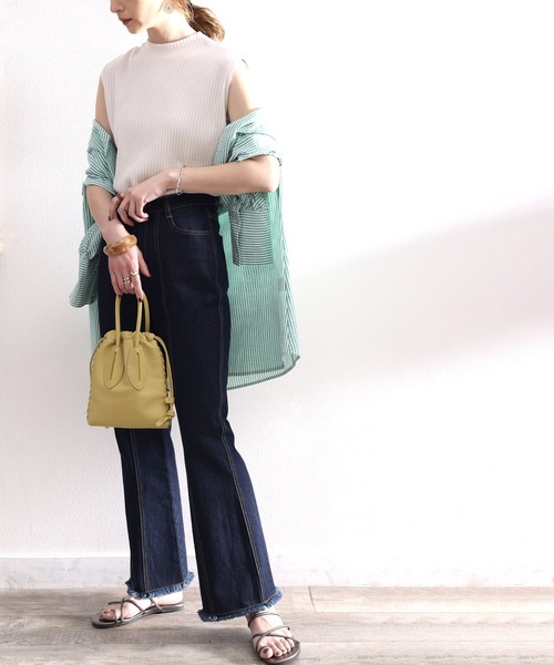 classicalelf（クラシカルエルフ）の「さらり、大人こなれ感。オーガニックコットン ノースリーブ シンプル ハイネックリブニット（Tシャツ/カットソー・レディース・ブラック/ベージュ/グレイッシュベージュ/グリーン系その他/ブラウン系その他/グレー系その他・MEDIUM/LARGE/X-LARGE/SMALL）」の13枚目の写真