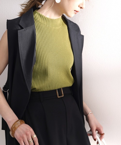 classicalelf（クラシカルエルフ）の「さらり、大人こなれ感。オーガニックコットン ノースリーブ シンプル ハイネックリブニット（Tシャツ/カットソー・レディース・ブラック/ベージュ/グレイッシュベージュ/グリーン系その他/ブラウン系その他/グレー系その他・MEDIUM/LARGE/X-LARGE/SMALL）」の15枚目の写真