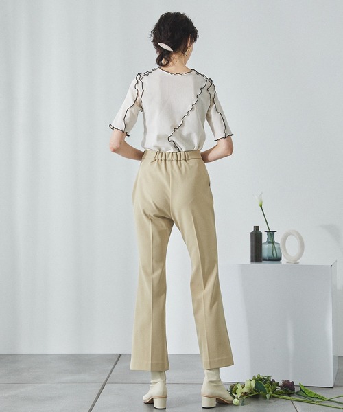 PUBLIC TOKYO（パブリックトウキョウ）の「イージータイトフレアパンツ（その他パンツ・レディース・イエロー/オレンジ/ナチュラル・1/2）」の6枚目の写真