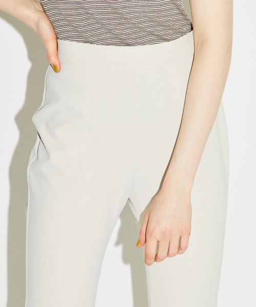 PUBLIC TOKYO（パブリックトウキョウ）の「イージータイトフレアパンツ（その他パンツ・レディース・イエロー/オレンジ/ナチュラル・1/2）」の16枚目の写真