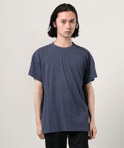 Nudie Jeans(ヌーディージーンズ)の「Milton Recycled Tee Tシャツ(Tシャツ/カットソー・メンズ・ベージュ/ブルー・SMALL/MEDIUM/LARGE/X-SMALL)」の2枚目の写真