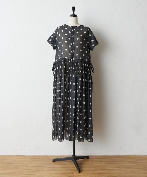 BEARDSLEY（ビアズリー）の「マジョリカプリーツワンピース（ワンピース・レディース・ブラック・FREE）」の17枚目の写真