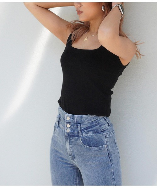 ANAP（アナップ）の「スクエアネックニットタンクトップ（タンクトップ・レディース・パープル/ブルー/アイボリー/ブラック・FREE）」の2枚目の写真