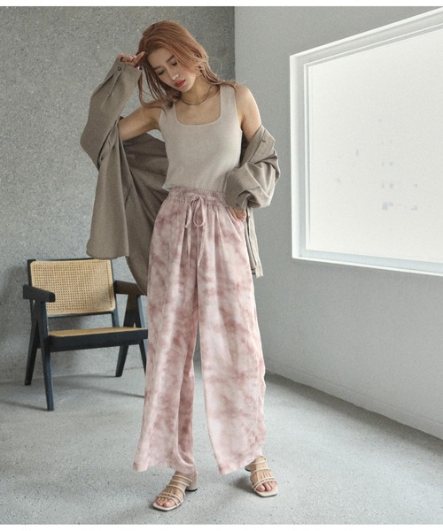 ANAP（アナップ）の「スクエアネックニットタンクトップ（タンクトップ・レディース・パープル/ブルー/アイボリー/ブラック・FREE）」の18枚目の写真