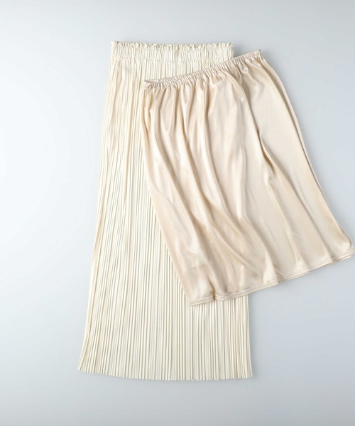 HONEYSUCKLE ROSE（ハニーサックルローズ）の「【HONEYSUCKLE ROSE】プリーツスカート（スカート・レディース・ブルー/ライトベージュ/ブラック・M/L）」の7枚目の写真