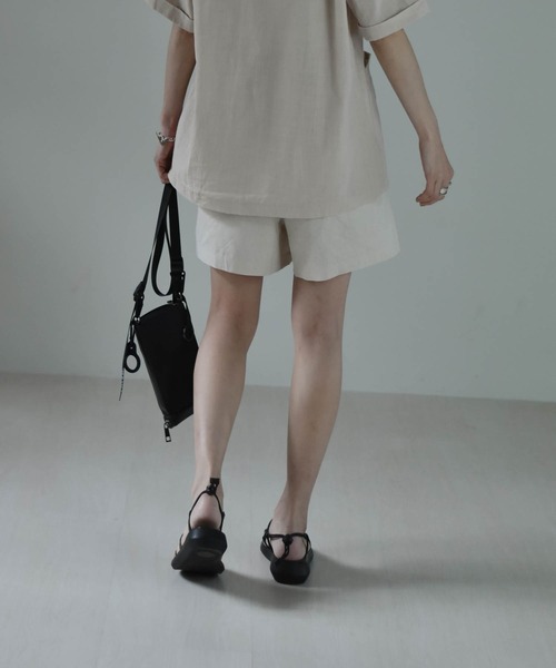 muure（ミュール）の「コットンリネンハーフパンツ（その他パンツ・レディース・ブラック/ベージュ/アイボリー・FREE）」の12枚目の写真