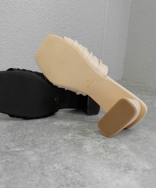 alala（アララ）の「ドレープミュール　◇（サンダル・レディース・ナチュラル/ブラック/アイボリー/グレイッシュベージュ・LL/S/M/L）」の6枚目の写真