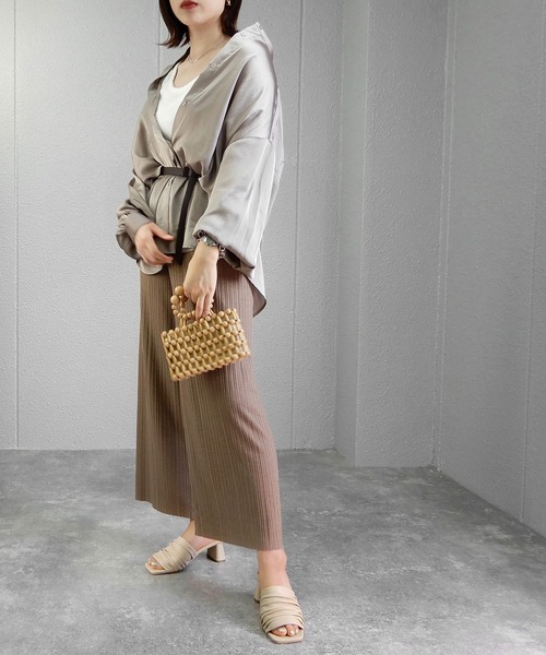 alala（アララ）の「ドレープミュール　◇（サンダル・レディース・ナチュラル/ブラック/アイボリー/グレイッシュベージュ・LL/S/M/L）」の21枚目の写真