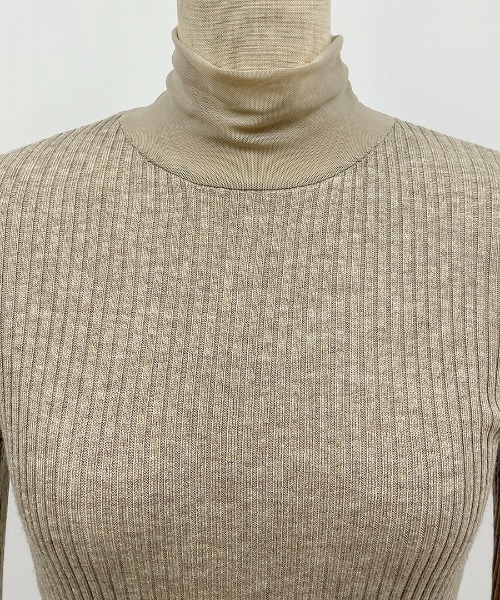 AULA AILA（アウラアイラ）の「エコファージレセット（ECO FUR GILLET SET）（ニット/セーター・レディース・ベージュ/ブラウン・M）」の7枚目の写真