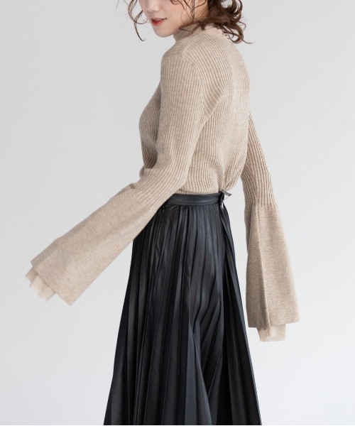 AULA AILA（アウラアイラ）の「エコファージレセット（ECO FUR GILLET SET）（ニット/セーター・レディース・ベージュ/ブラウン・M）」の19枚目の写真