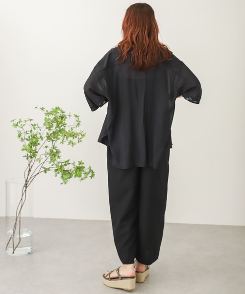 SENSE OF PLACE by URBAN RESEARCH（センスオブプレイスバイアーバンリサーチ）の「シアーシャツサロペットレイヤードアンサンブル（サロペット/オーバーオール・レディース・ブラック/グリーン/アイボリー・ONE）」の14枚目の写真